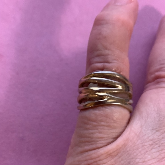 Ring size 6 1/2 - Picture 2 of 7